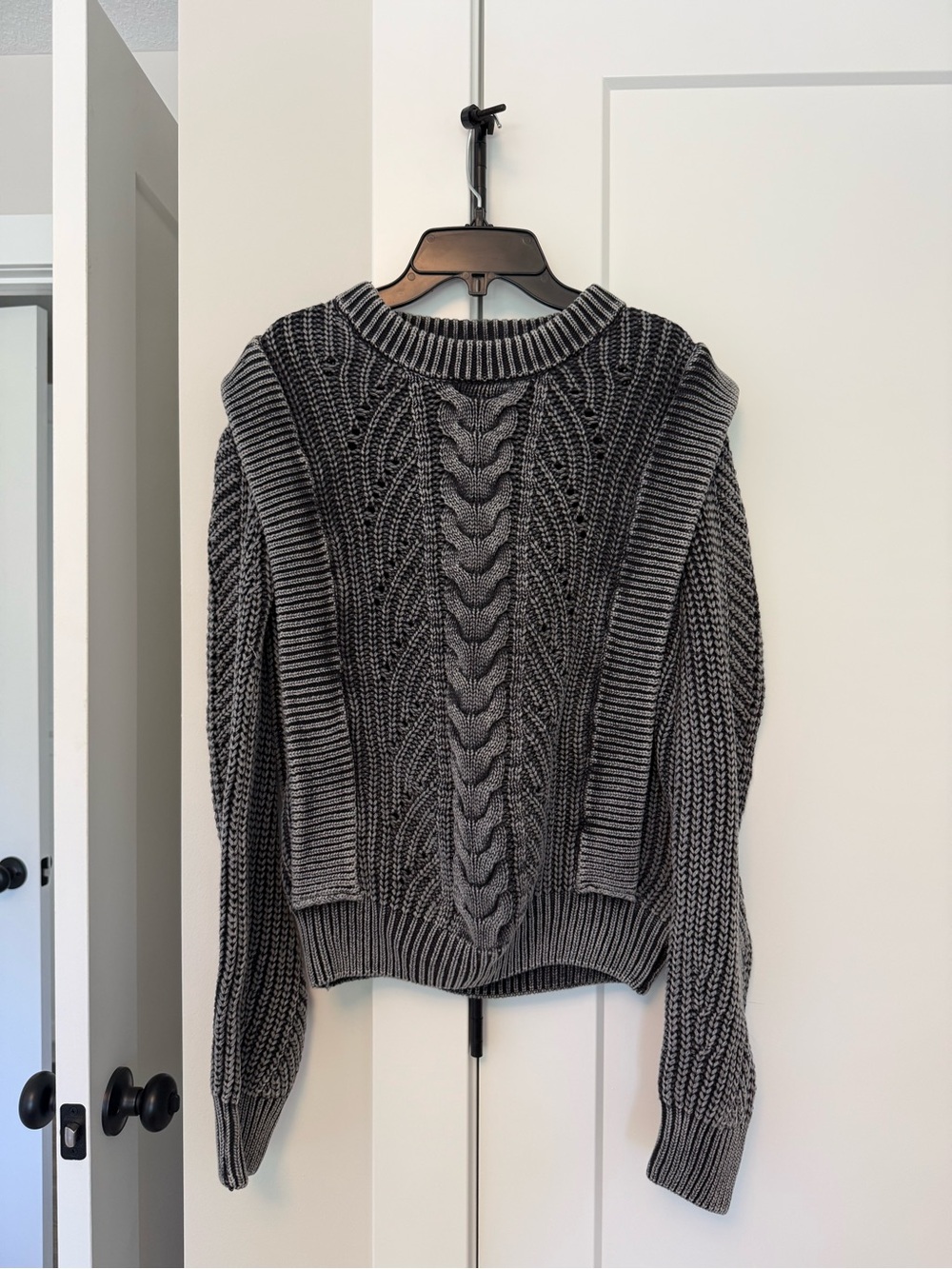 Evereve Gray Cable Knit Crewneck Sweater